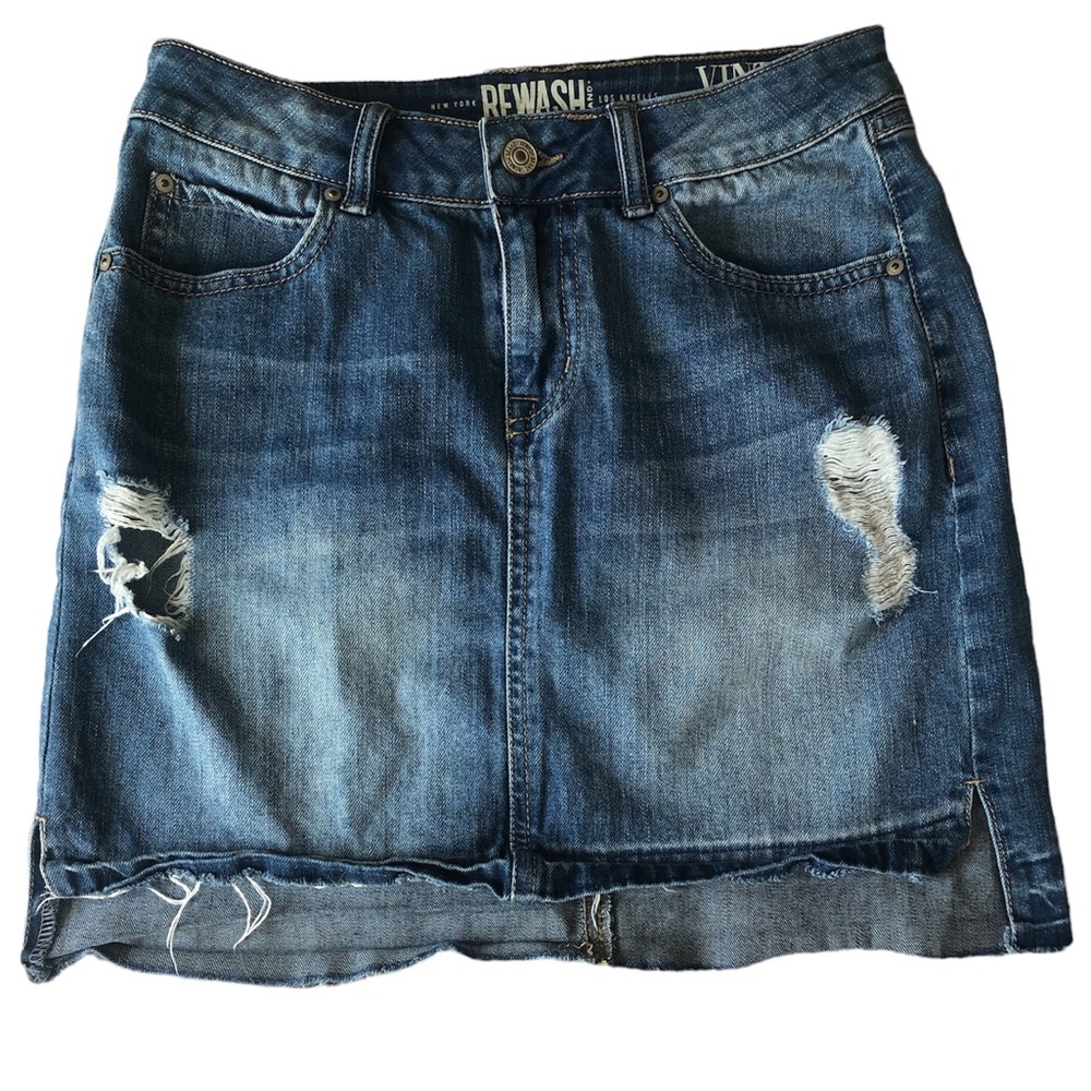 Women’s Size 25/1 New York & Los Angeles Rewash Brand Distressed Jean Skirt